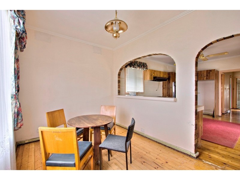 8 Prunus Grove, Doveton VIC 3177