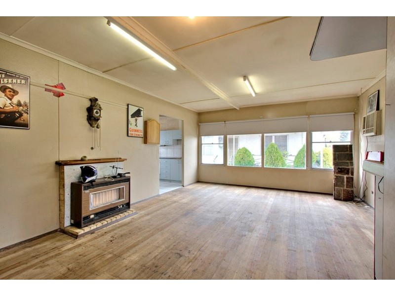 10  Jacaranda Street, Doveton VIC 3177