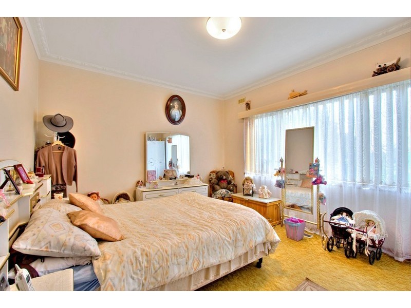 36 King George Parade, Dandenong VIC 3175