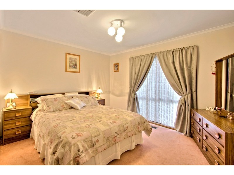 1 Acheron Close, Hallam VIC 3803