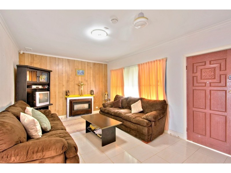 94 Power Road, Doveton VIC 3177