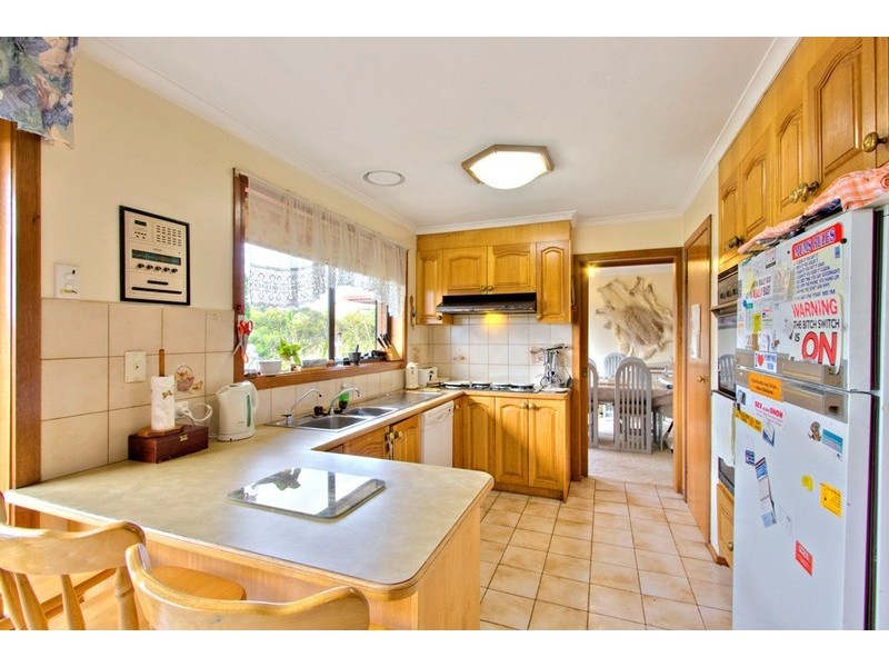 7 Ashby Drive, Dandenong North VIC 3175