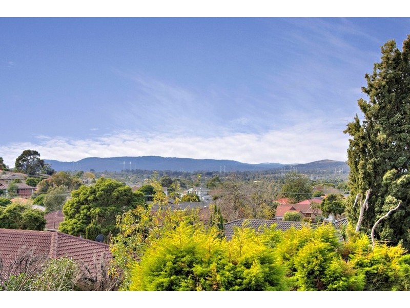 7 Ashby Drive, Dandenong North VIC 3175