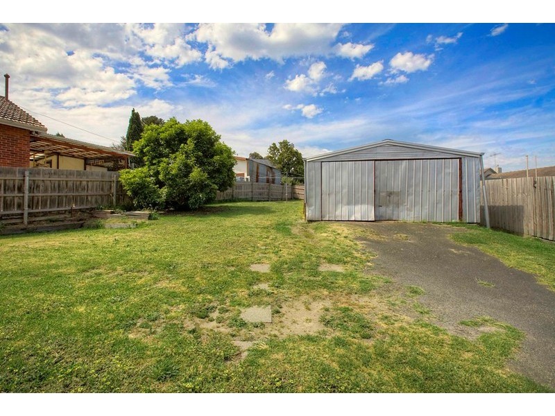 6 Almond Drive, Doveton VIC 3177