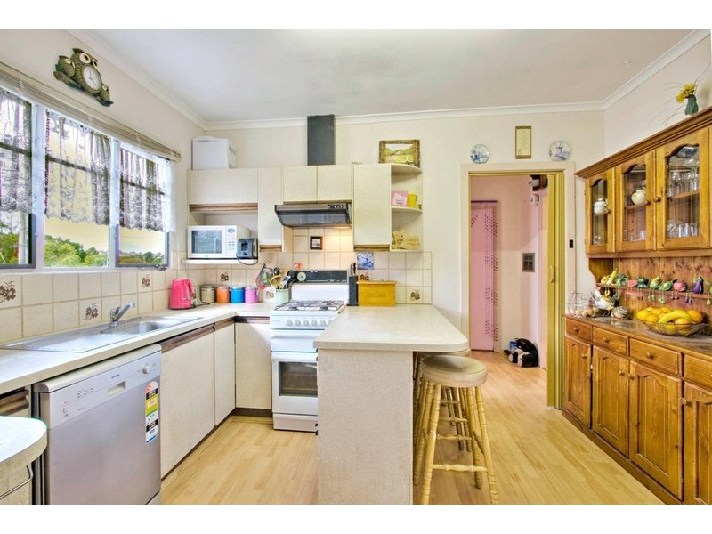 140 Paperbark Street, Doveton VIC 3177