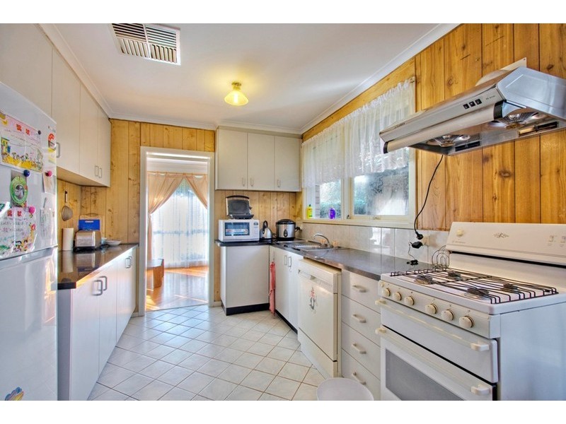 12 Coomoora Road, Springvale South VIC 3172