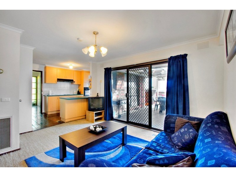 3 Howson Close, Endeavour Hills VIC 3802