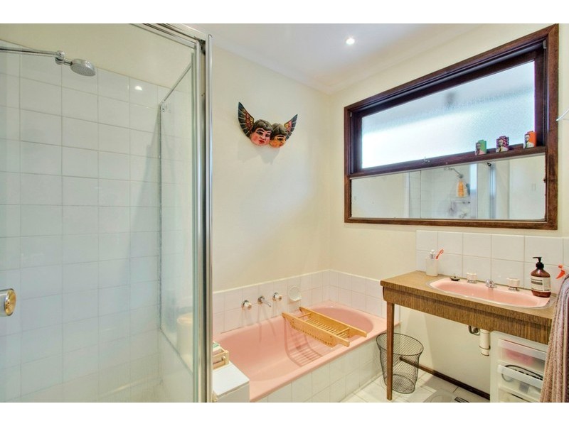 17 Bellarine Court, Keysborough VIC 3173