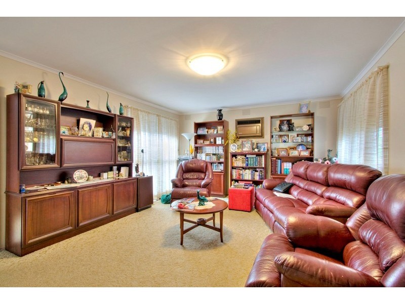 19 Howe Avenue, Dandenong North VIC 3175