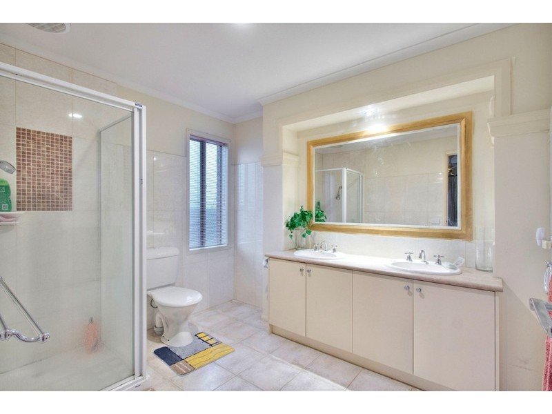 1 Finch Street, Berwick VIC 3806