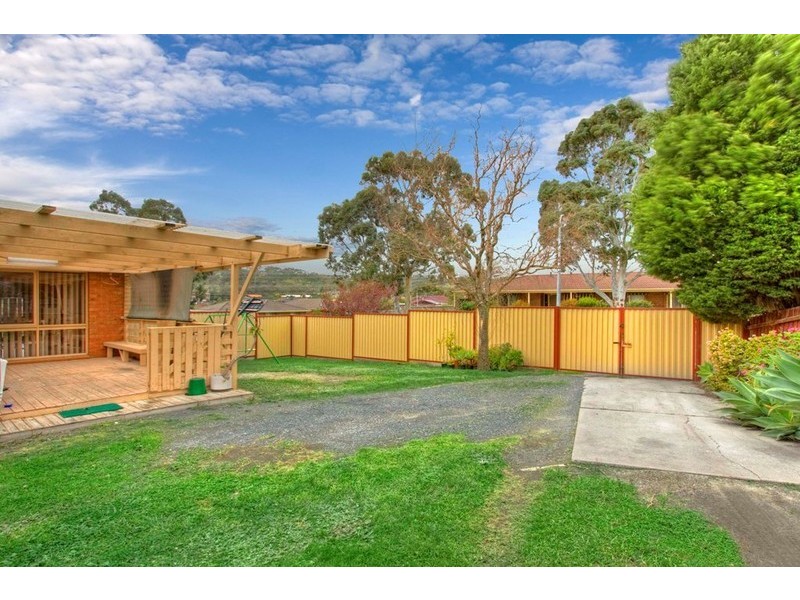 9 Struan Avenue, Endeavour Hills VIC 3802