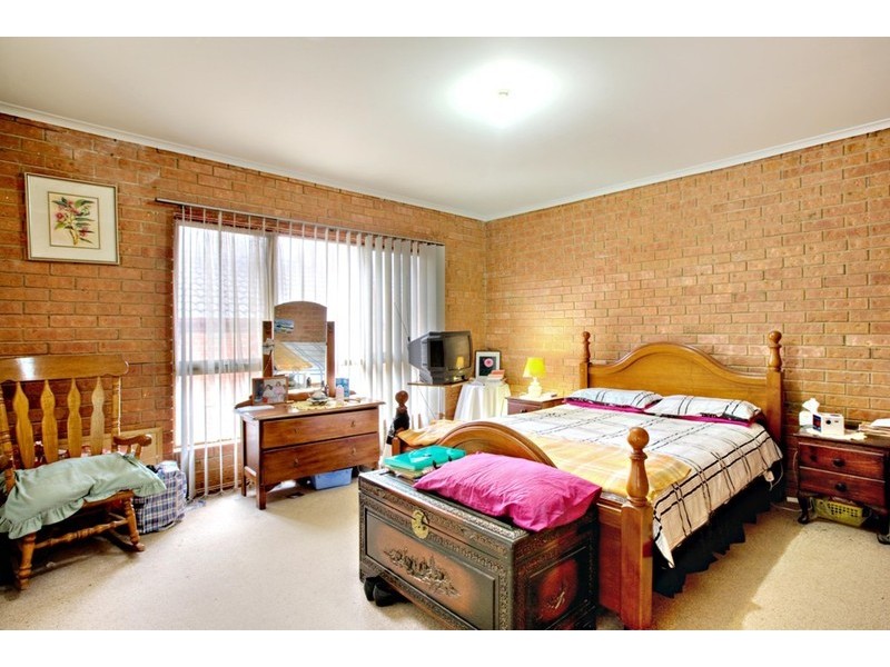 15 Georgette Crescent, Endeavour Hills VIC 3802