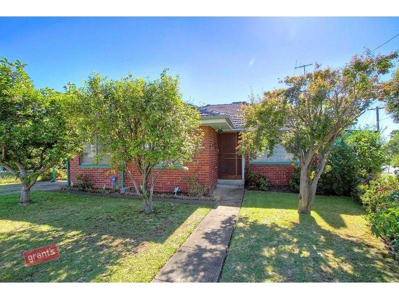 14 Bottle Brush Drive, Doveton VIC 3177