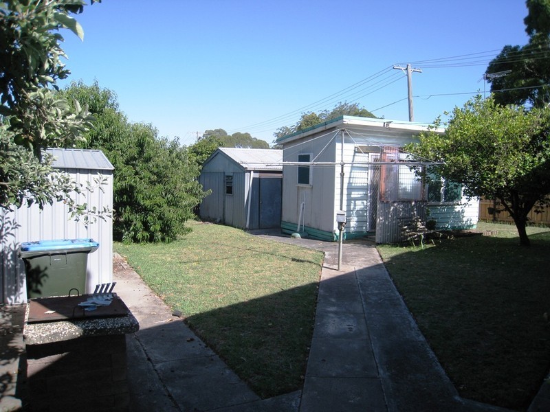 14 Bottle Brush Drive, Doveton VIC 3177