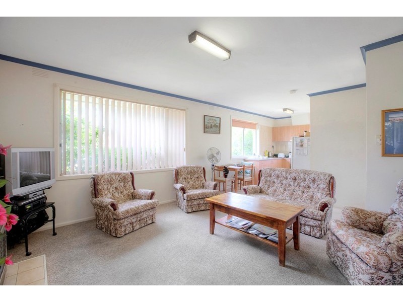 1/34 Benga Avenue, Dandenong VIC 3175