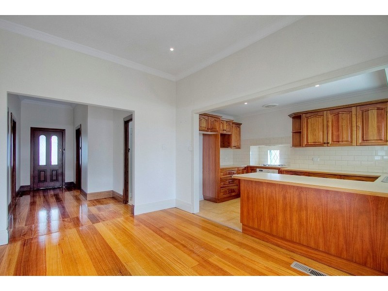 1/44 Wilma Avenue, Dandenong VIC 3175