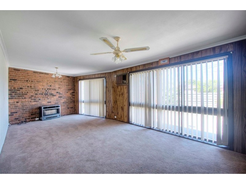8 MacKinnon Court, Keysborough VIC 3173
