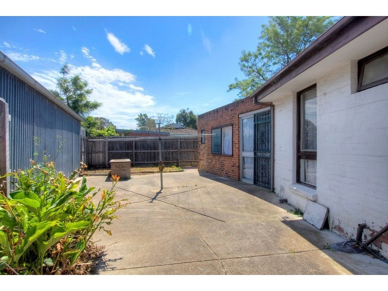 8 MacKinnon Court, Keysborough VIC 3173