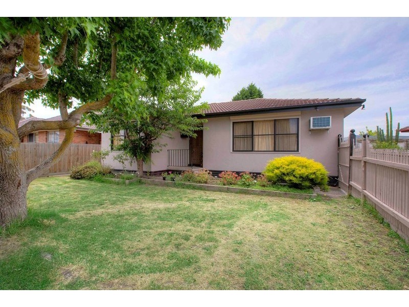 70 Crimson Drive, Doveton VIC 3177