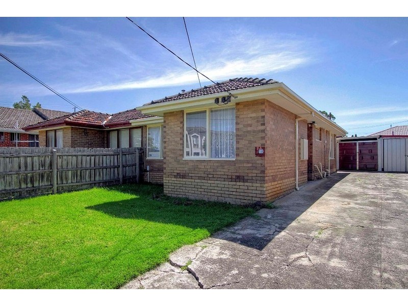 2/1 A Third Avenue, Dandenong North VIC 3175