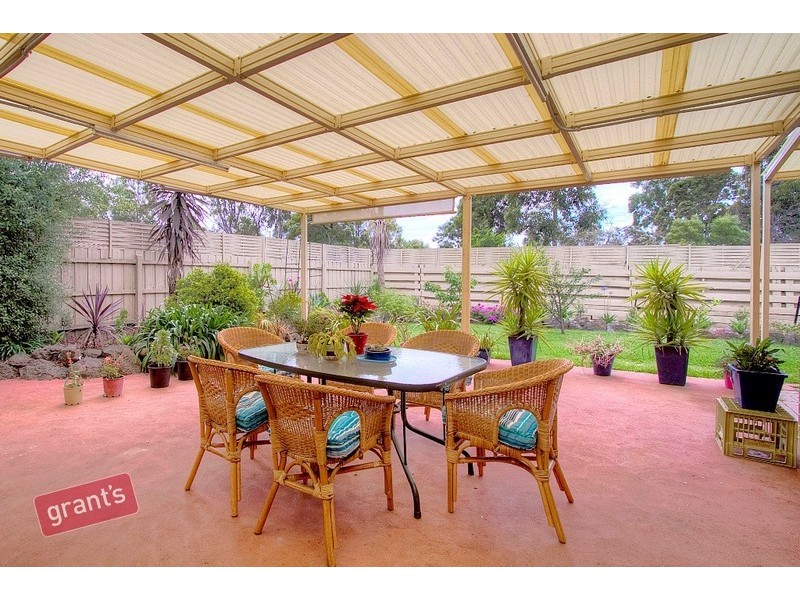 10 Tolmie Rise, Hallam VIC 3803