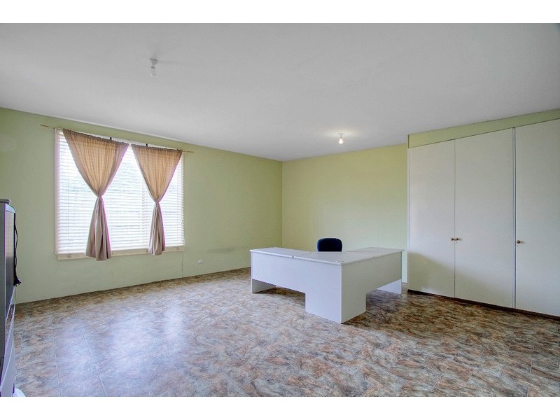 26 Tristania Street, Doveton VIC 3177