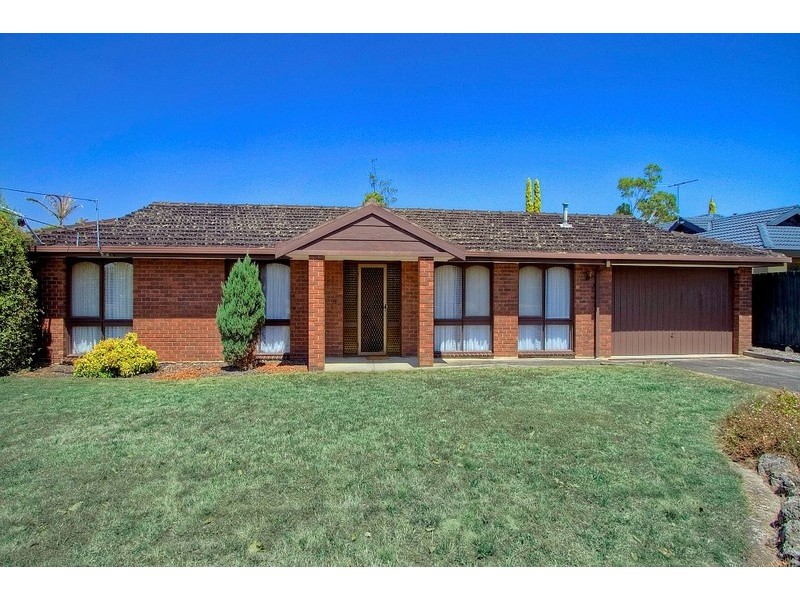 6 Admirala Avenue, Dandenong North VIC 3175