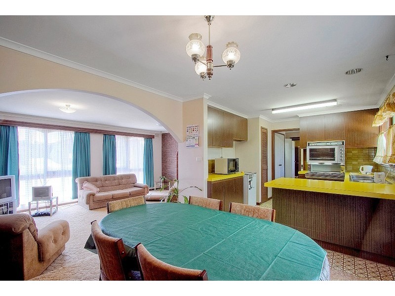 6 Admirala Avenue, Dandenong North VIC 3175