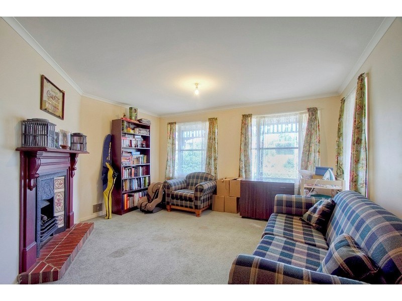 61 Leopold Crescent, Hampton Park VIC 3976