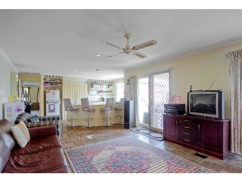 61 Leopold Crescent, Hampton Park VIC 3976