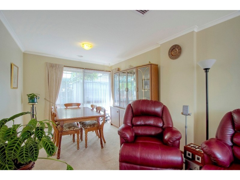 4 The Glade, Dandenong VIC 3175