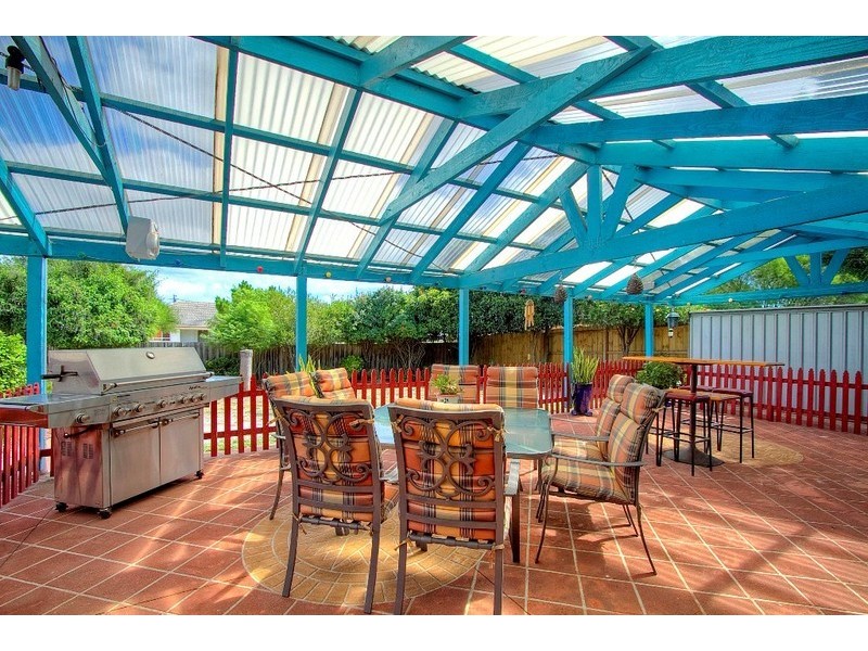 4 The Glade, Dandenong VIC 3175