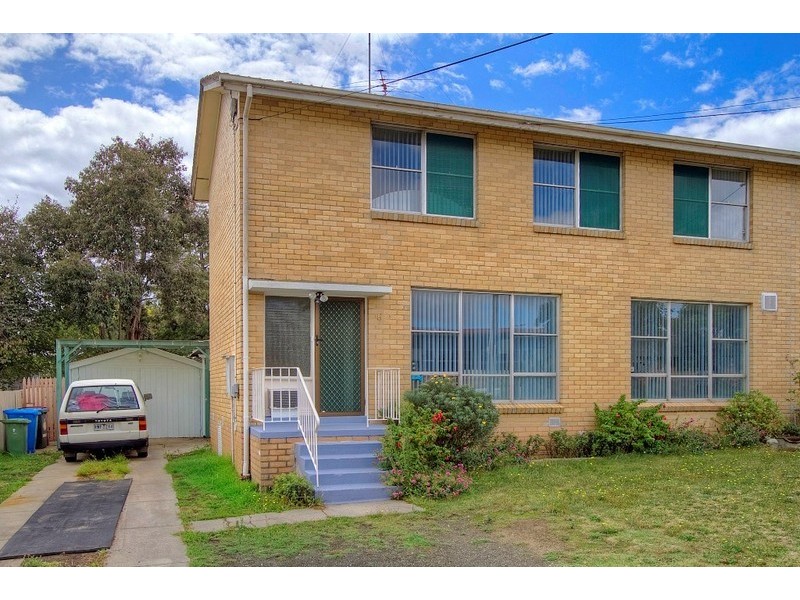 8 Pittosporum Grove, Doveton VIC 3177