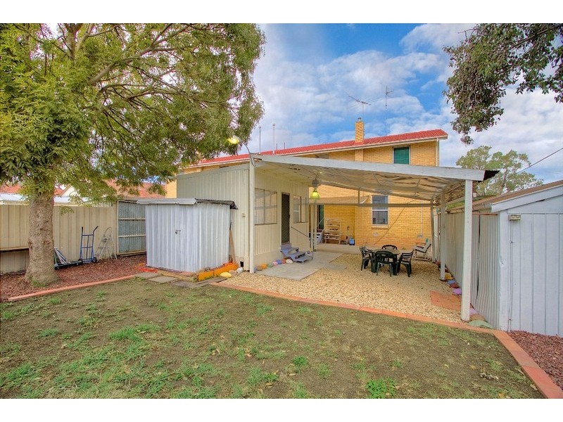 8 Pittosporum Grove, Doveton VIC 3177