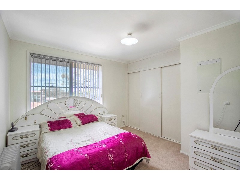 8 Pittosporum Grove, Doveton VIC 3177