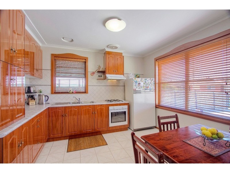 11 Liquidamber Street, Doveton VIC 3177