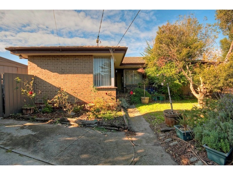 36 Cosier Drive, Noble Park VIC 3174