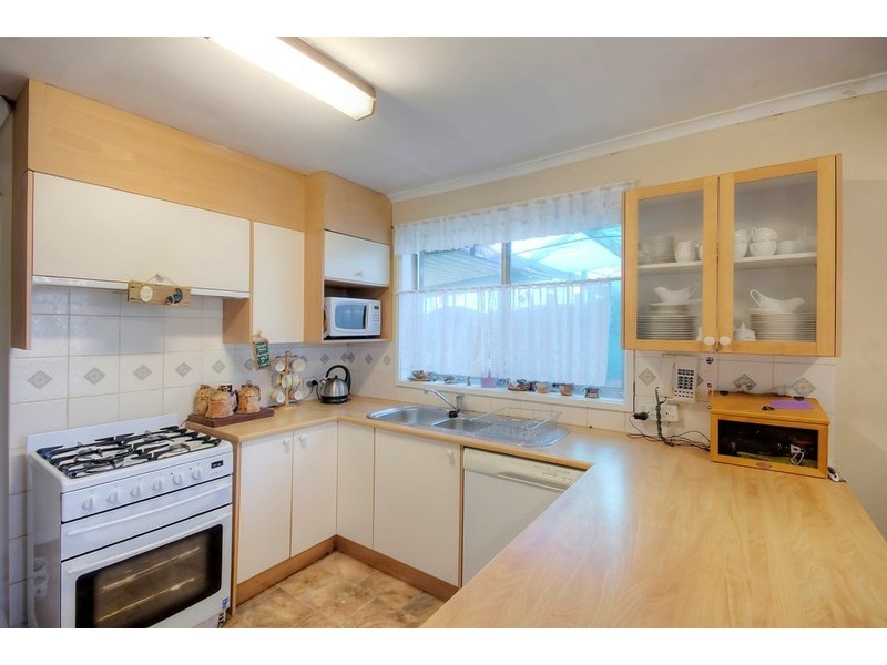 36 Cosier Drive, Noble Park VIC 3174