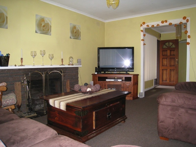 36 Cosier Drive, Noble Park VIC 3174