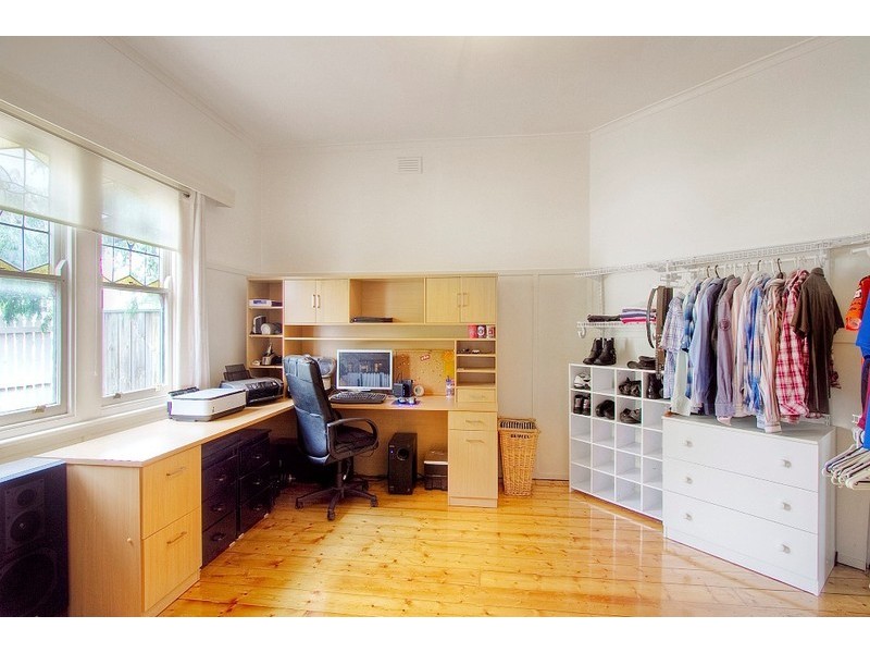 68 Railway Parade, Dandenong VIC 3175