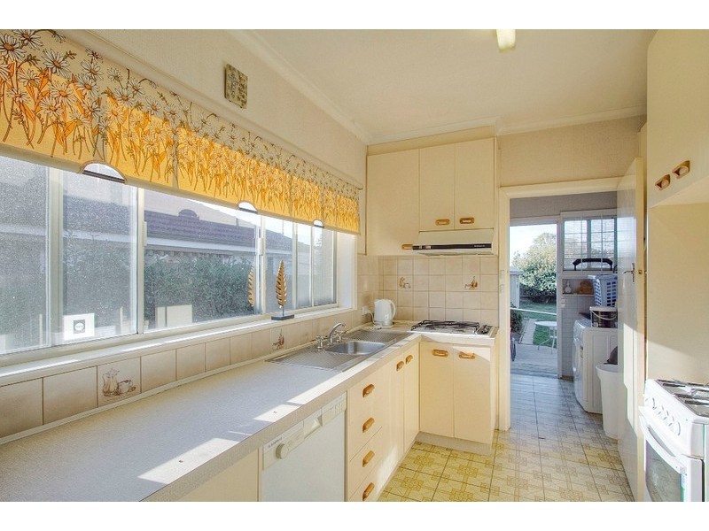 17 Warbla Street, Dandenong North VIC 3175