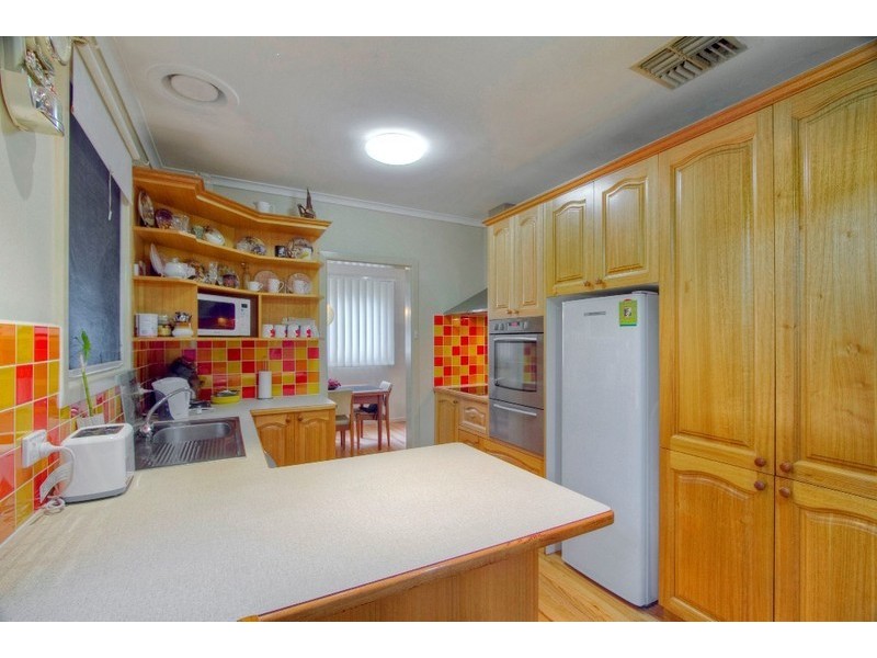 8 Cheam Street, Dandenong North VIC 3175