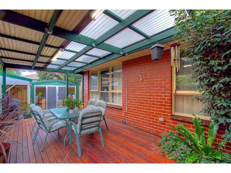 8 Cheam Street, Dandenong North VIC 3175