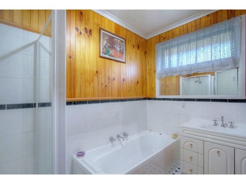 8 Cheam Street, Dandenong North VIC 3175