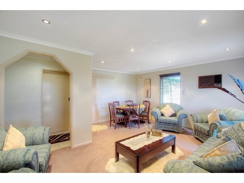 10 Griffiths Court, Dandenong North VIC 3175