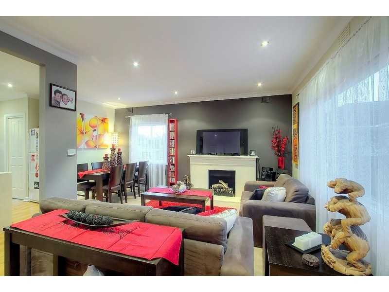 6 Clay Court, Dandenong North VIC 3175