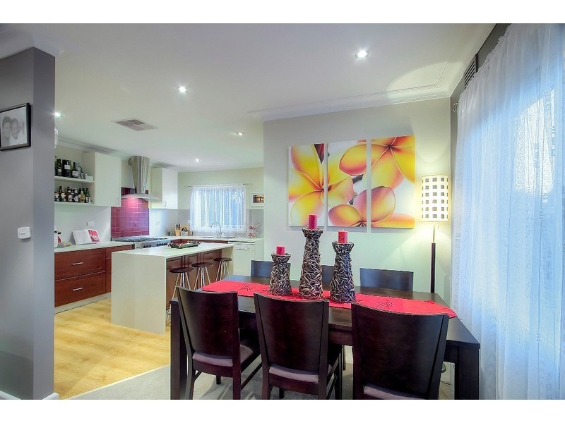 6 Clay Court, Dandenong North VIC 3175