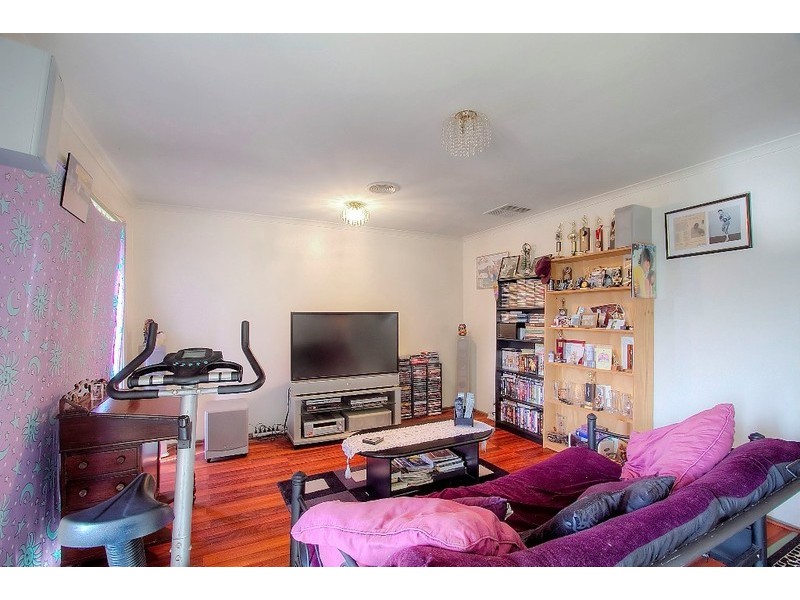 11 Macleod Way, Lynbrook VIC 3975