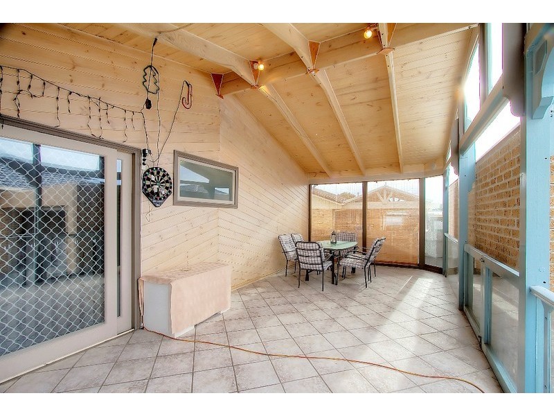 1/26 Louis Street, Doveton VIC 3177