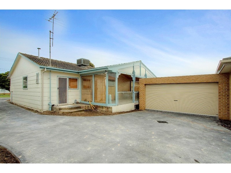 1/26 Louis Street, Doveton VIC 3177